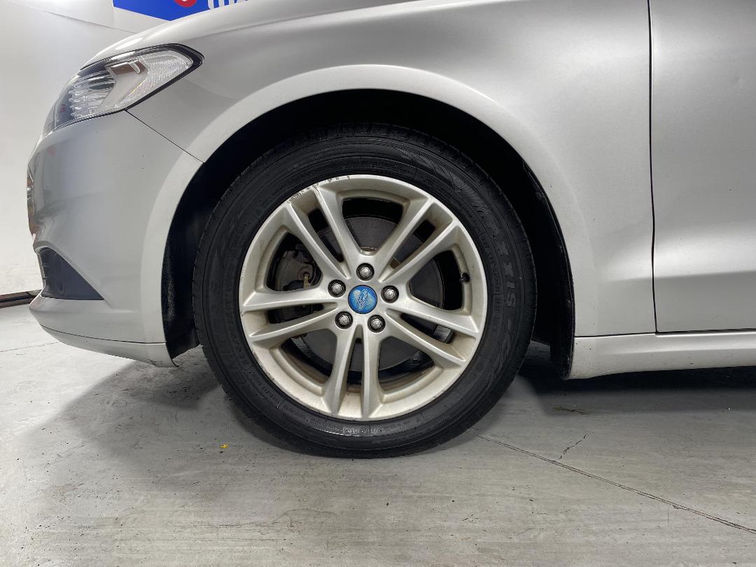 Photo '10' of Ford Mondeo Photo '10' of Ford Mondeo