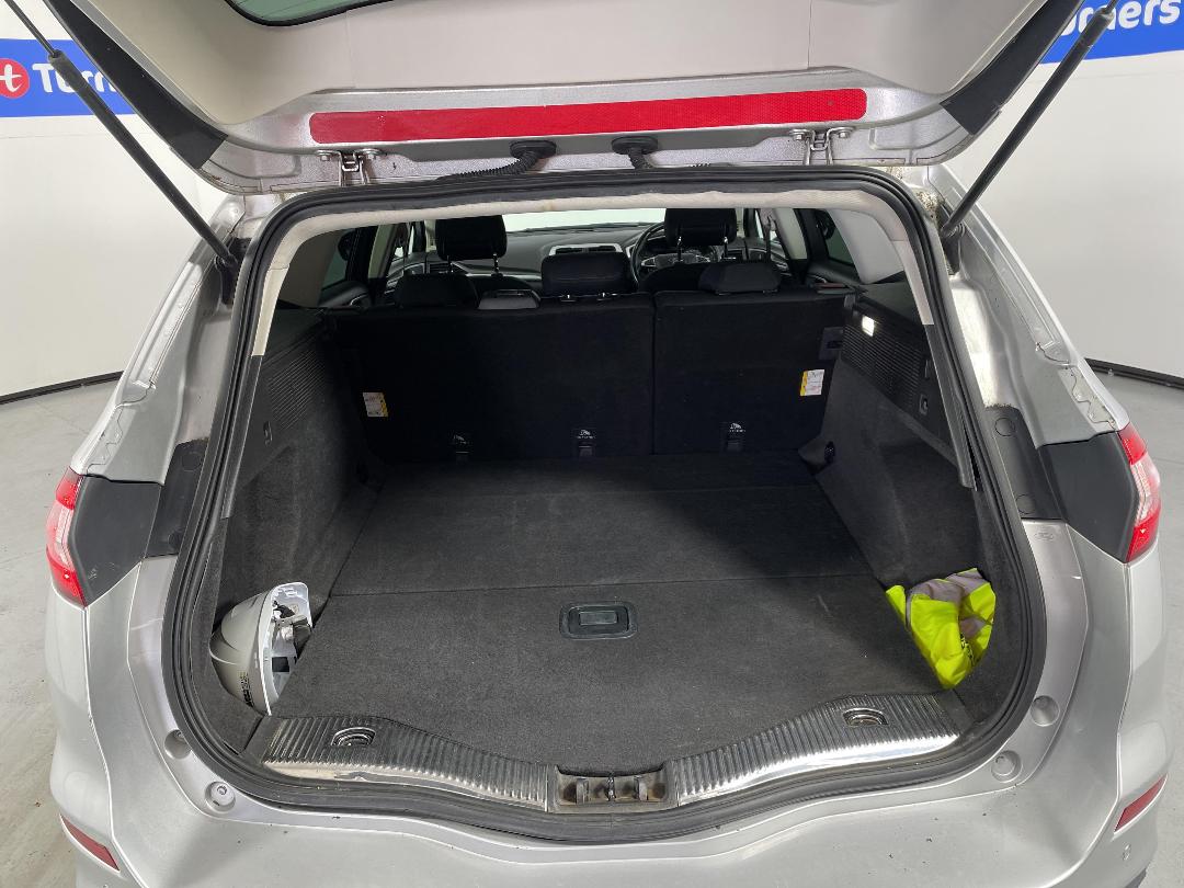 Photo '14' of Ford Mondeo Photo '14' of Ford Mondeo