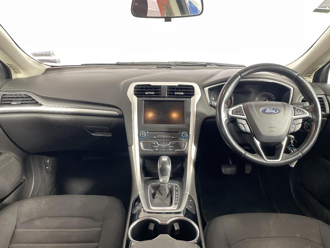 Photo '17' of Ford Mondeo Photo '17' of Ford Mondeo