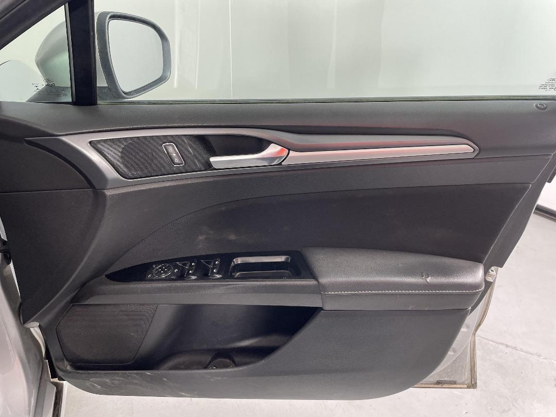 Photo '15' of Ford Mondeo Photo '15' of Ford Mondeo