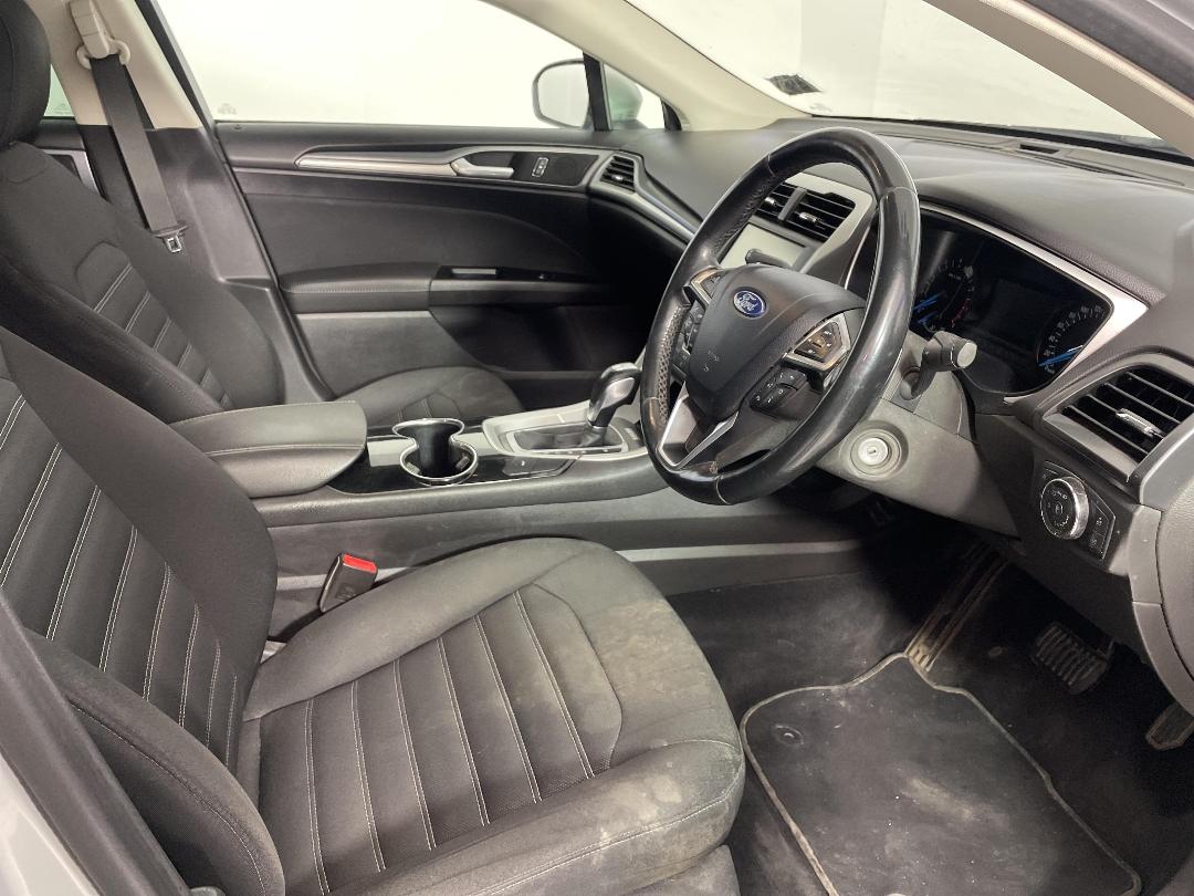 Photo '16' of Ford Mondeo Photo '16' of Ford Mondeo