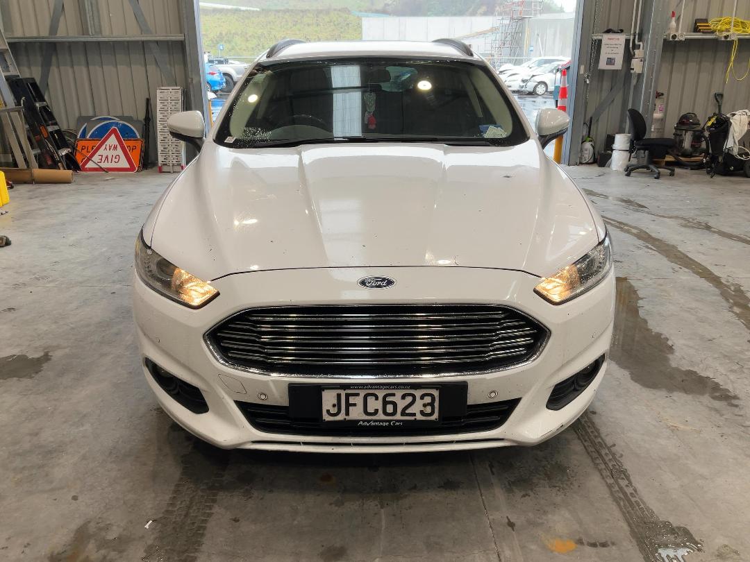 Photo '2' of Ford Mondeo Ambiente WGN Petrol