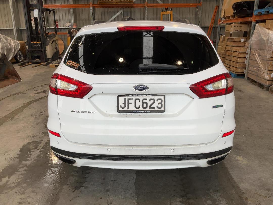 Photo '6' of Ford Mondeo Ambiente WGN Petrol