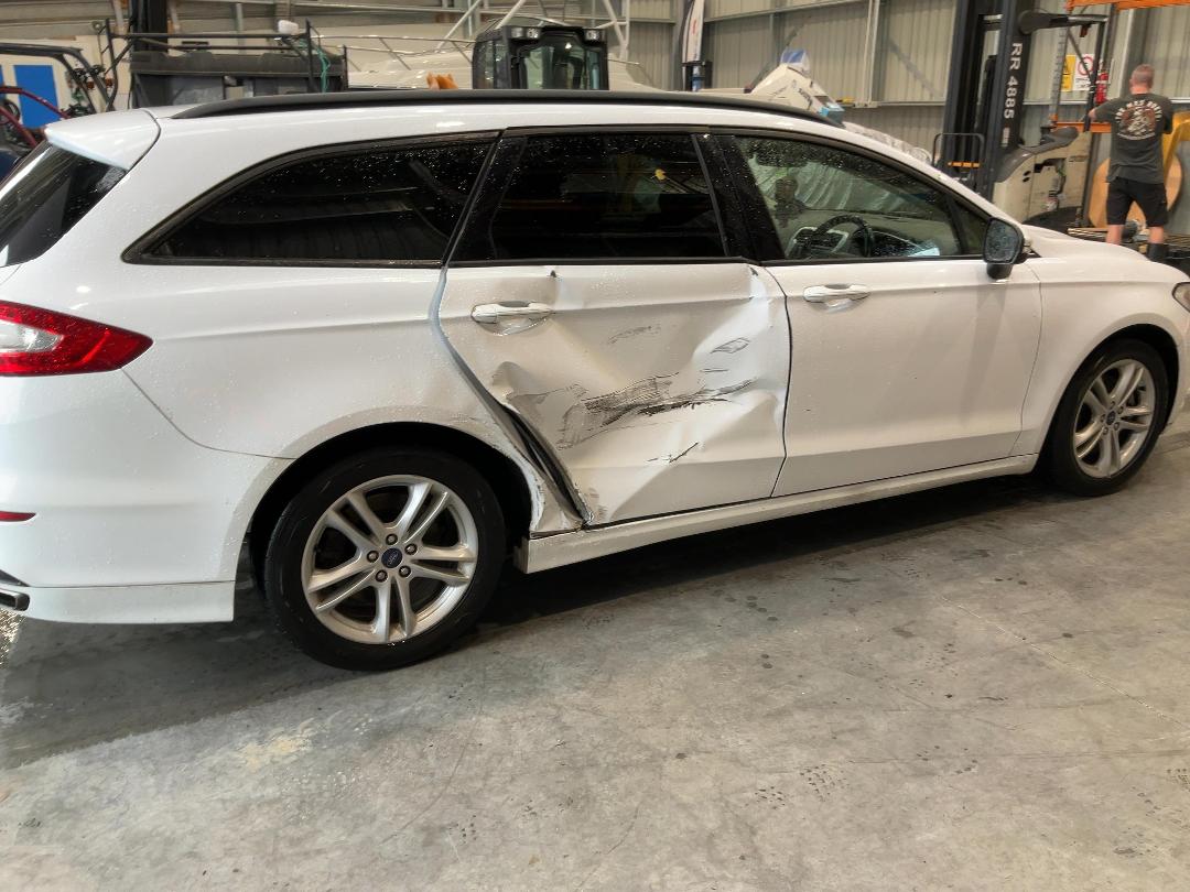 Photo '8' of Ford Mondeo Ambiente WGN Petrol