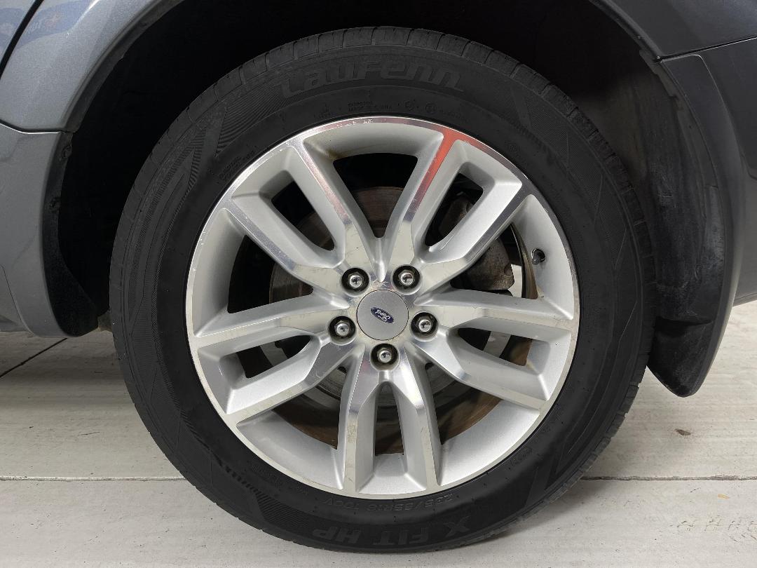 Photo '11' of Ford Territory