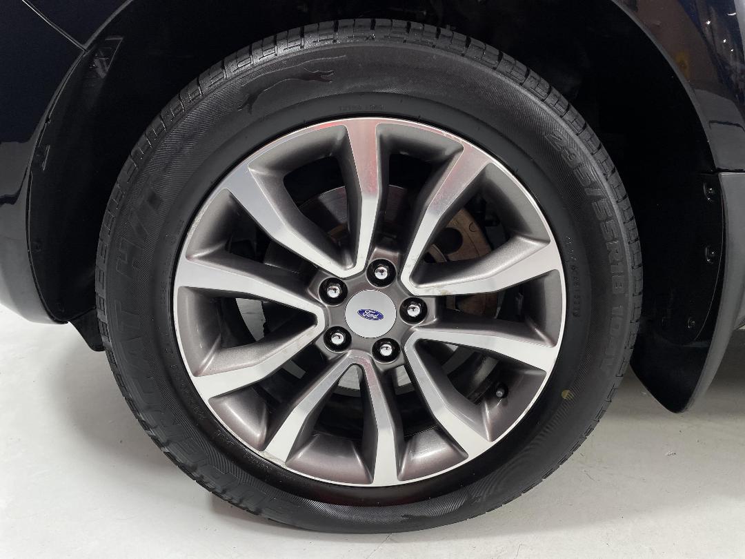 Photo '10' of Ford Territory