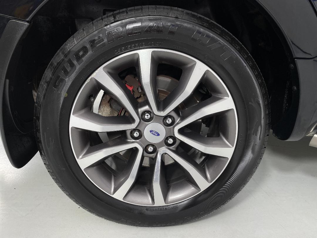 Photo '12' of Ford Territory