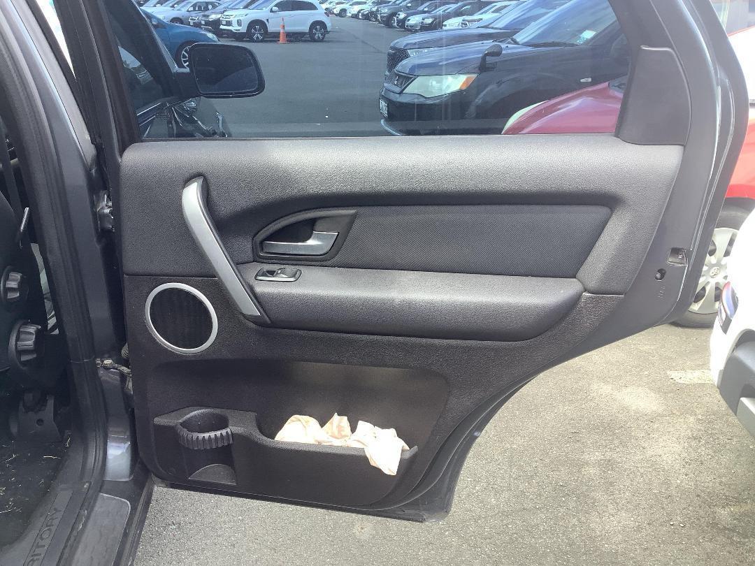 Photo '10' of Ford Territory TX