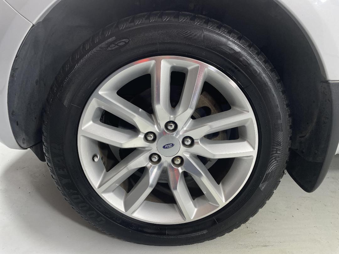 Photo '10' of Ford Territory