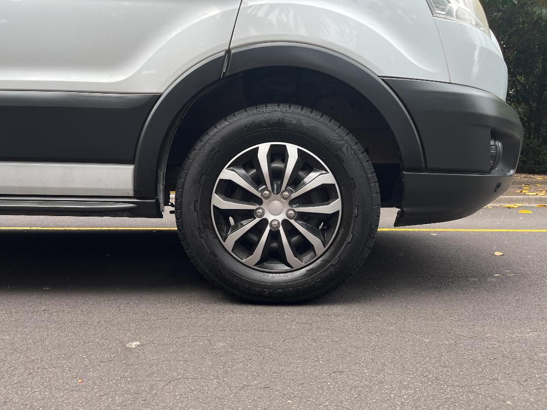 Photo '9' of Ford Transit