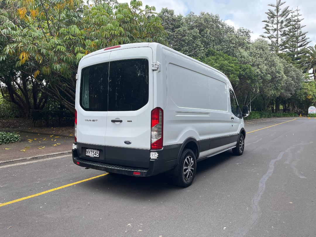 Photo '7' of Ford Transit