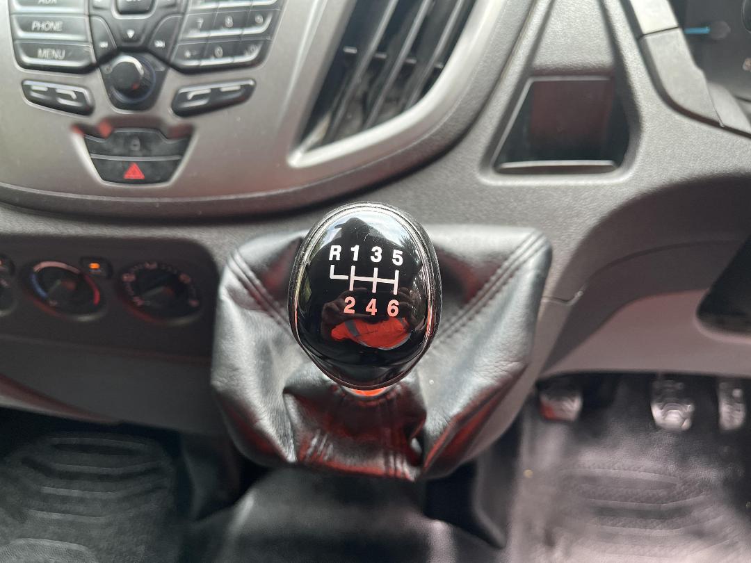 Photo '29' of Ford Transit