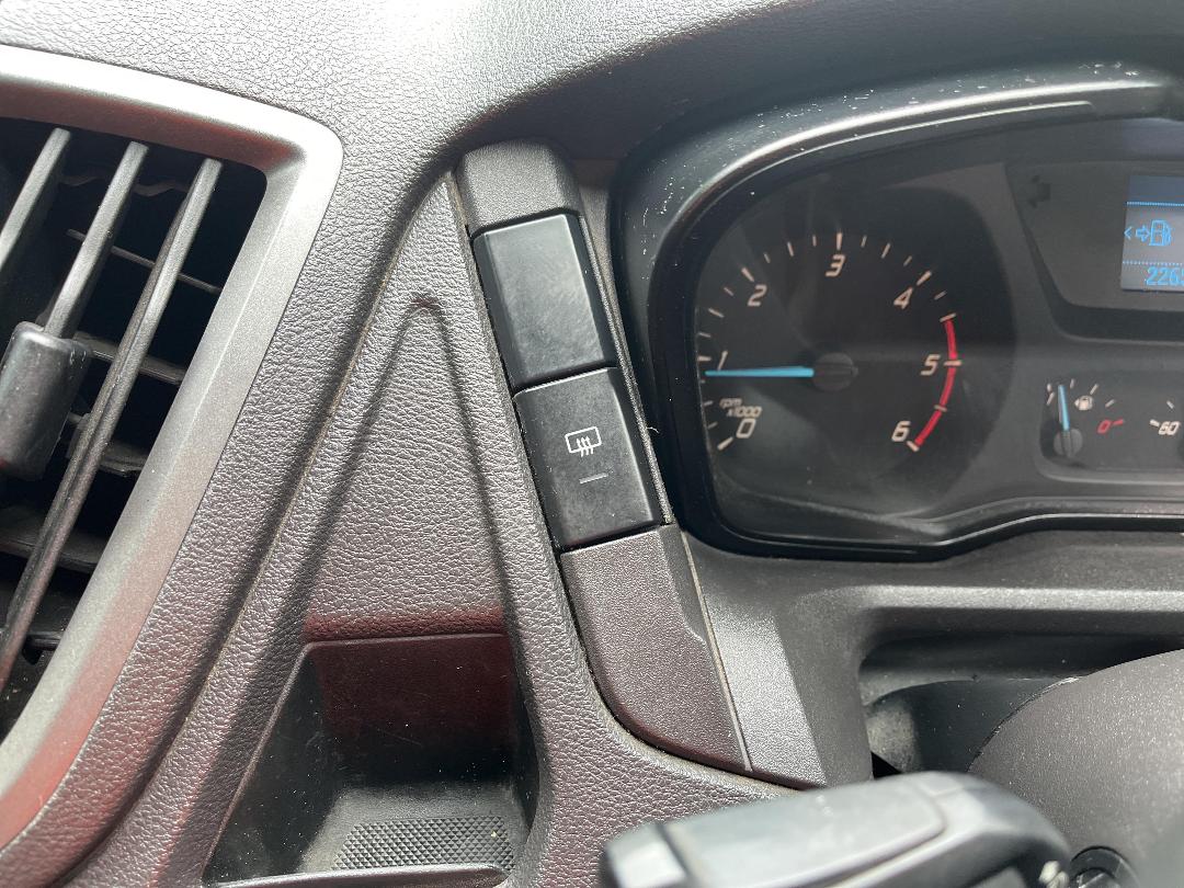 Photo '33' of Ford Transit