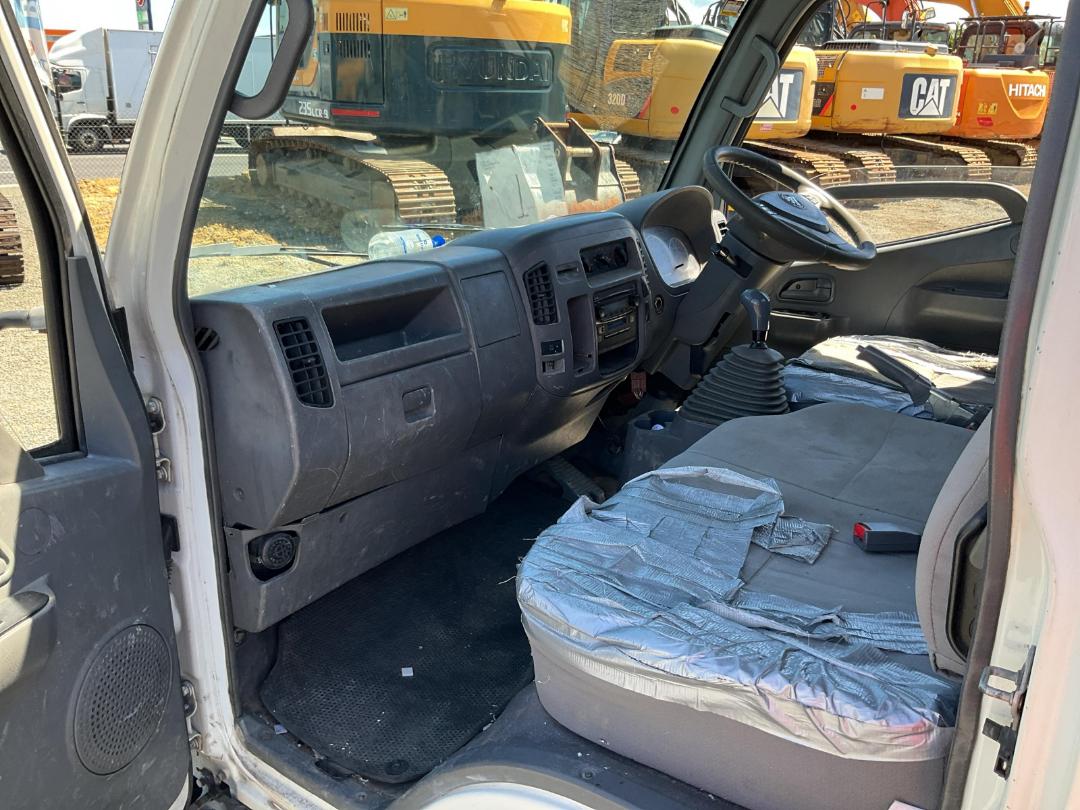 Photo '18' of Foton Aumark BJ1051 Flat Deck Photo '18' of Foton Aumark BJ1051 Flat Deck