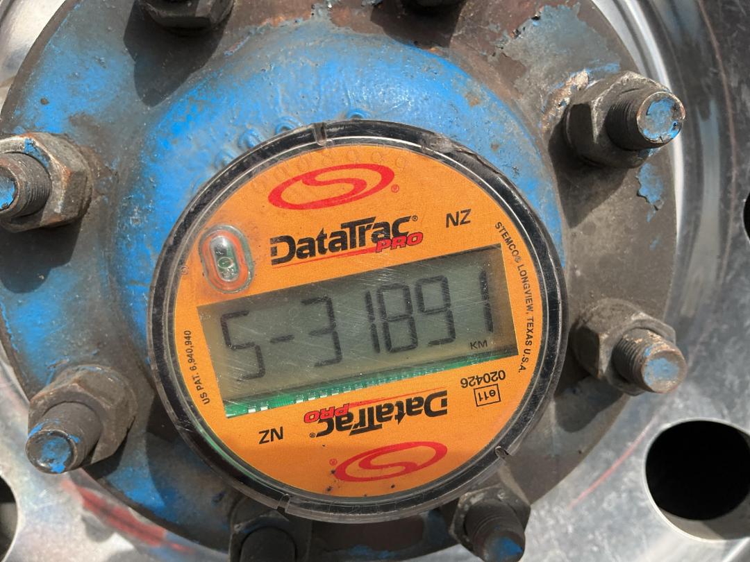 Photo '36' of FREIGHTLINER ARGOSY 8X4 Curtainsider