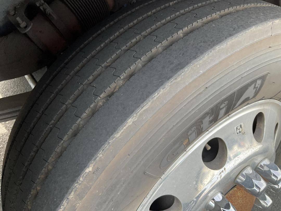 Photo '41' of FREIGHTLINER ARGOSY 8X4 Curtainsider