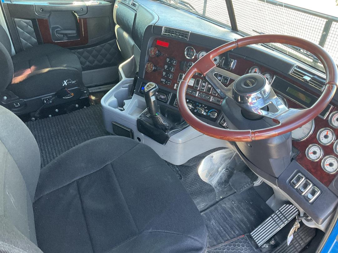 Photo '12' of FREIGHTLINER FRL ARGOSY 6X4 Tractor Unit Photo '12' of FREIGHTLINER FRL ARGOSY 6X4 Tractor Unit