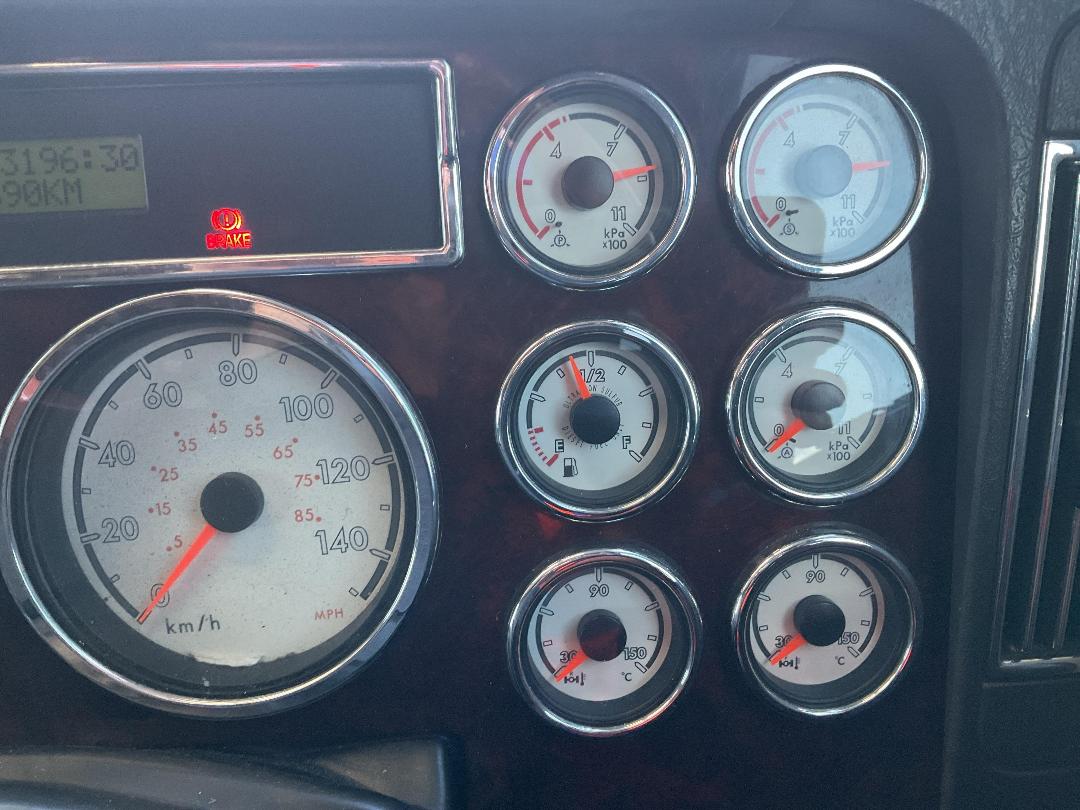 Photo '20' of FREIGHTLINER FRL ARGOSY 6X4 Tractor Unit Photo '20' of FREIGHTLINER FRL ARGOSY 6X4 Tractor Unit