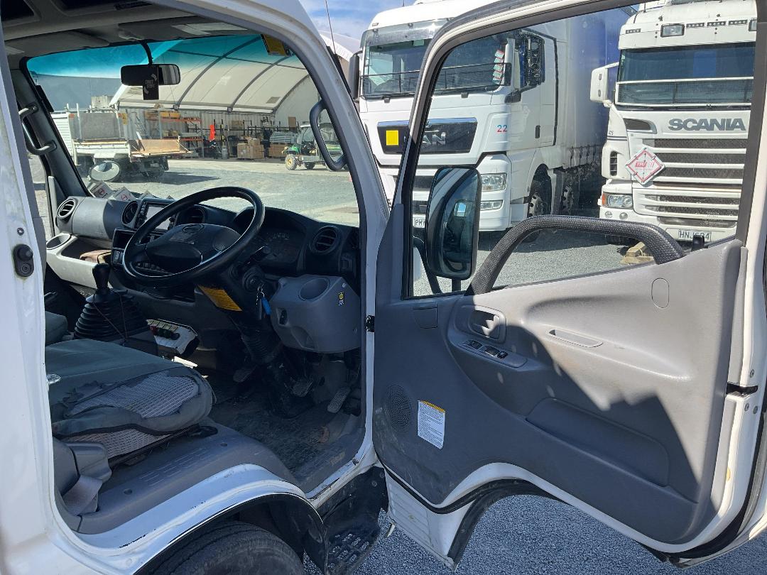 Photo '11' of Hino 300 XZU605R-Hkmmsq3 Other Truck