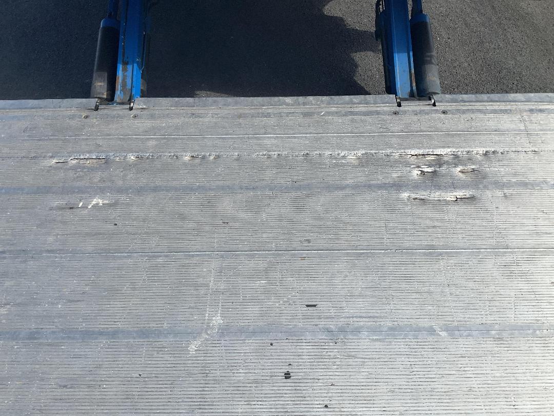 Photo '14' of Hino 500 FE7JPMG-QAU Curtainsider Photo '14' of Hino 500 FE7JPMG-QAU Curtainsider