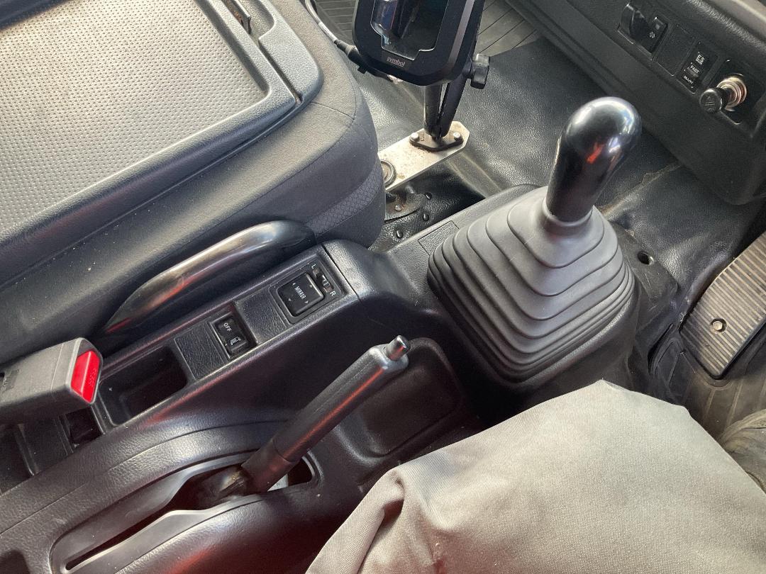 Photo '23' of Hino 500 FE7JPMG-QAU Curtainsider Photo '23' of Hino 500 FE7JPMG-QAU Curtainsider