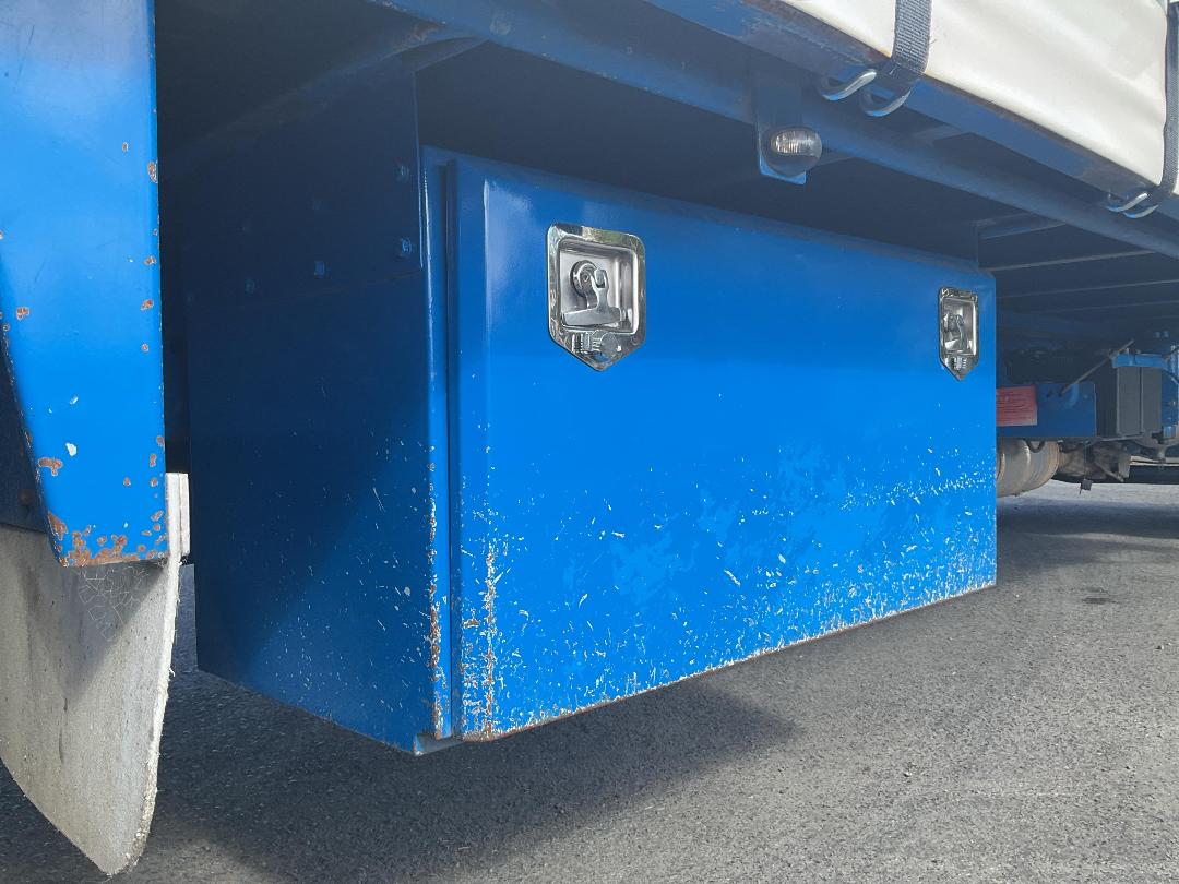 Photo '36' of Hino 500 FE7JPMG-QAU Curtainsider Photo '36' of Hino 500 FE7JPMG-QAU Curtainsider