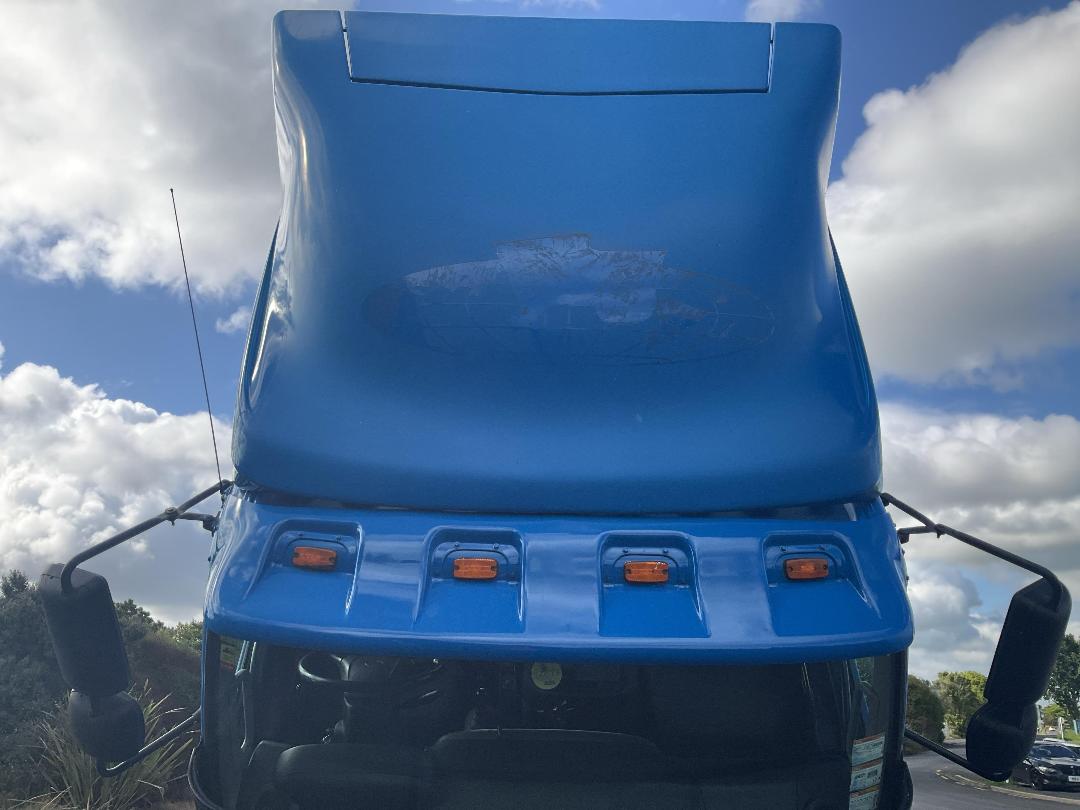 Photo '31' of Hino 500 FE7JPMG-QAU Curtainsider Photo '31' of Hino 500 FE7JPMG-QAU Curtainsider