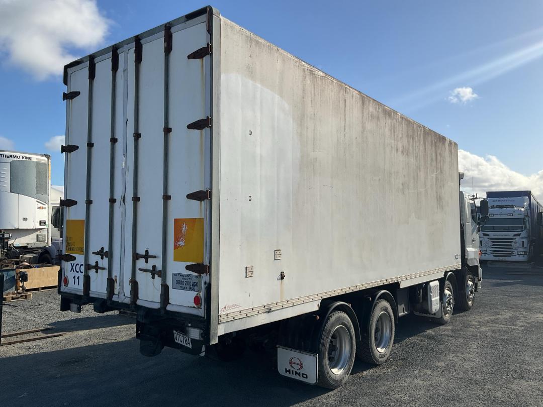Photo '4' of Hino 700 FY1EULA-WA3 Chiller