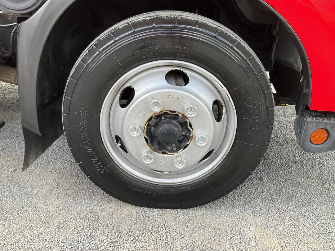 Photo '35' of Hino Dutro Transporter Photo '35' of Hino Dutro Transporter