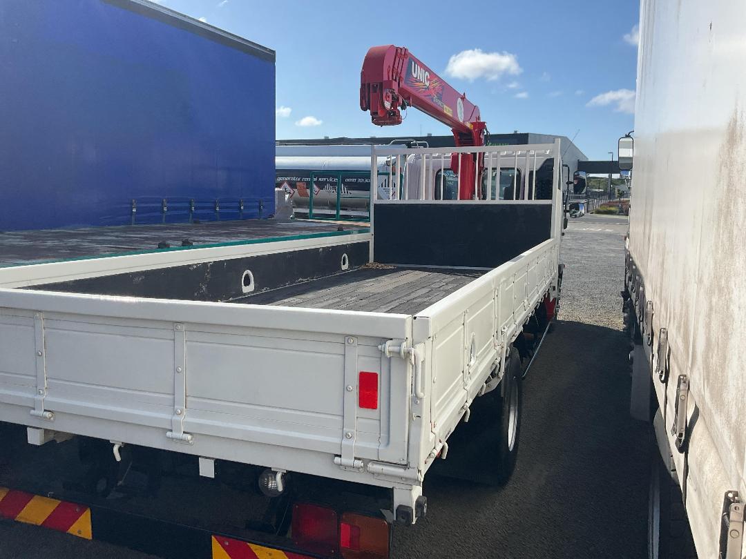 Photo '5' of Hino Ranger Flat Deck Crane