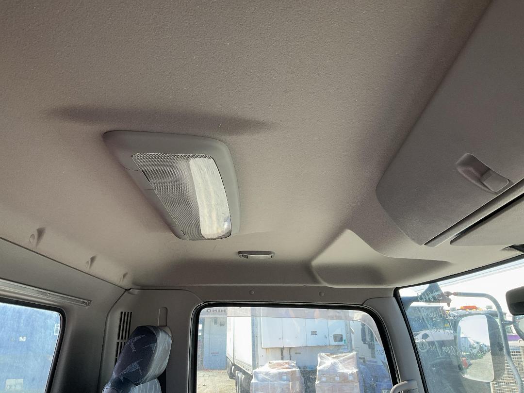 Photo '21' of Hino Ranger Flat Deck Crane