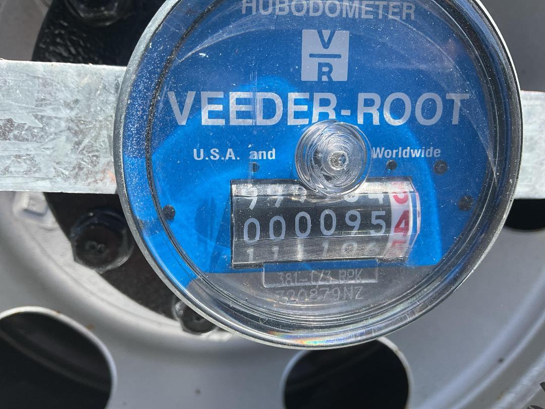 Photo '35' of Hino Ranger Flat Deck Crane