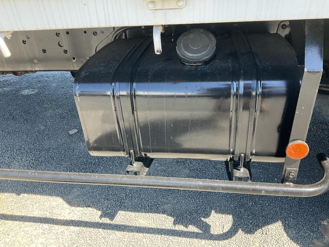 Photo '34' of Hino Ranger Flat Deck Crane