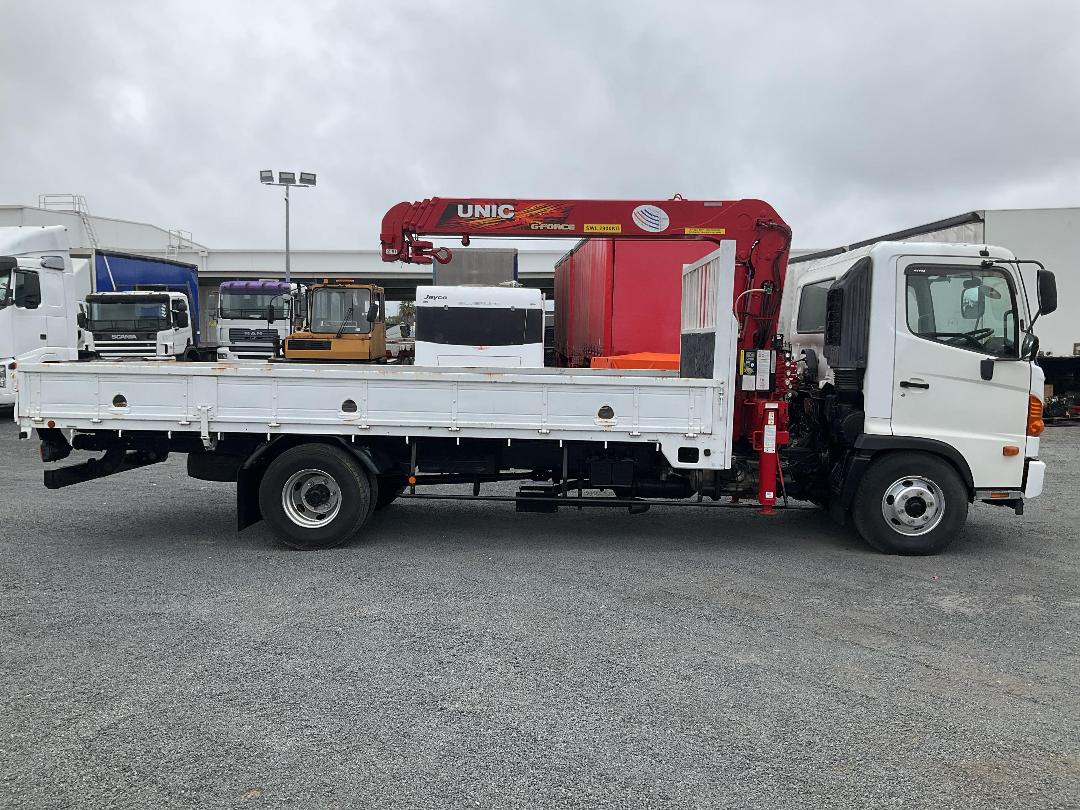 Photo '3' of Hino Ranger Flat Deck Crane Photo '3' of Hino Ranger Flat Deck Crane