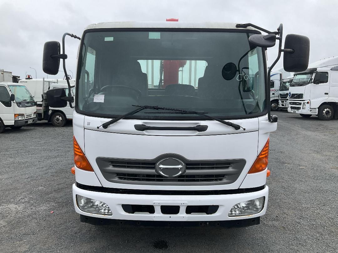 Photo '10' of Hino Ranger Flat Deck Crane Photo '10' of Hino Ranger Flat Deck Crane