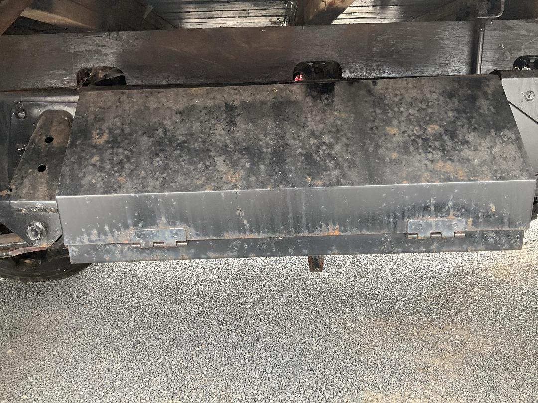 Photo '24' of Hino Ranger Flat Deck Crane Photo '24' of Hino Ranger Flat Deck Crane