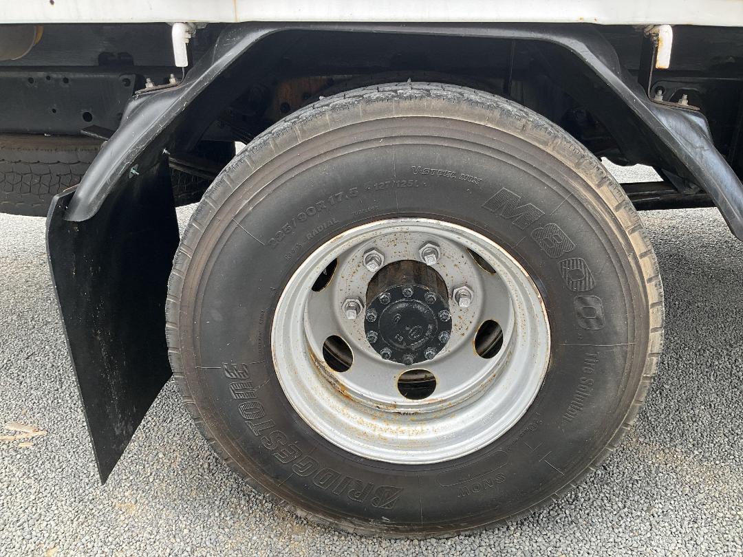 Photo '46' of Hino Ranger Flat Deck Crane Photo '46' of Hino Ranger Flat Deck Crane