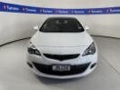 Thumbnail '2' of Holden Astra