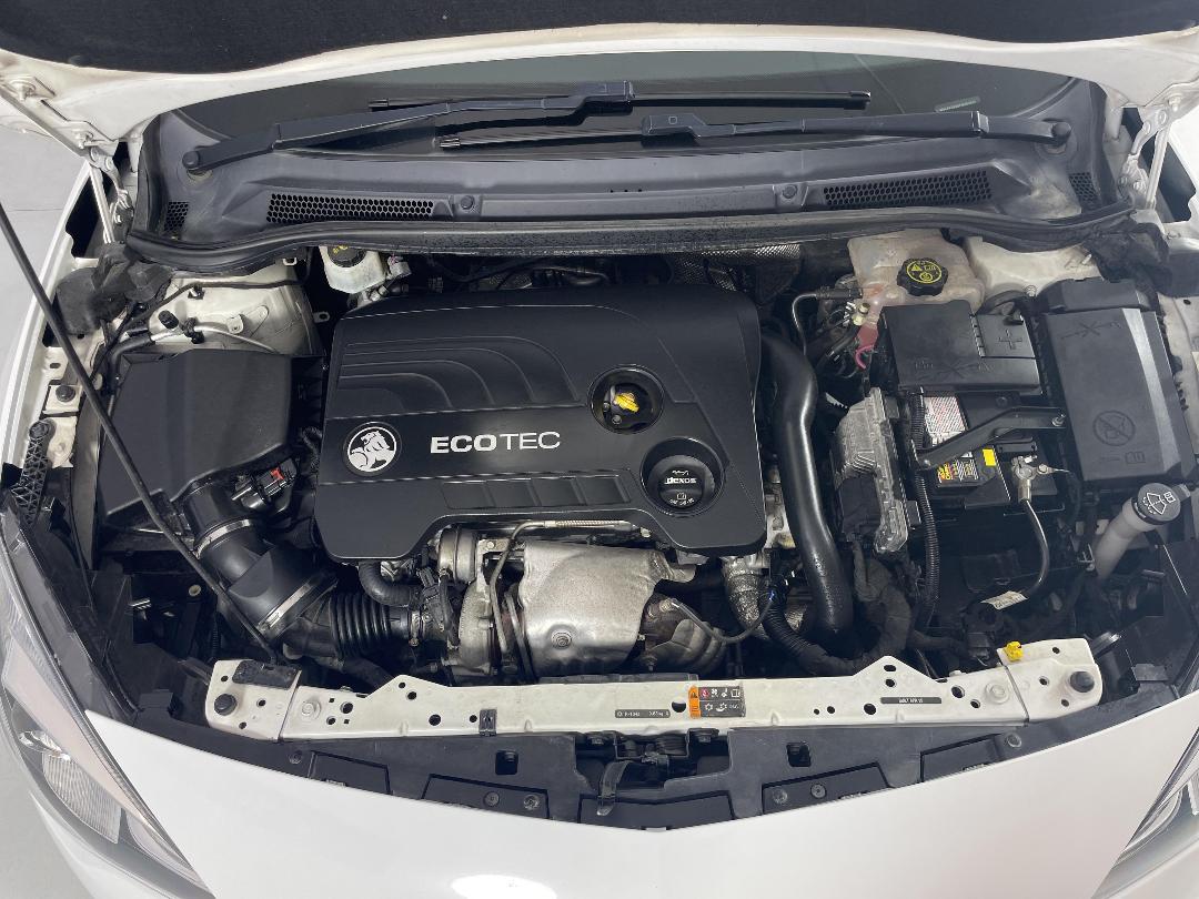 Photo '13' of Holden Astra