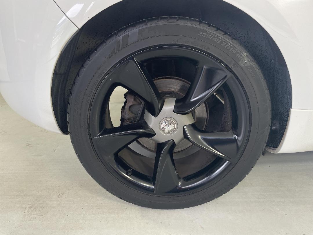 Photo '12' of Holden Astra