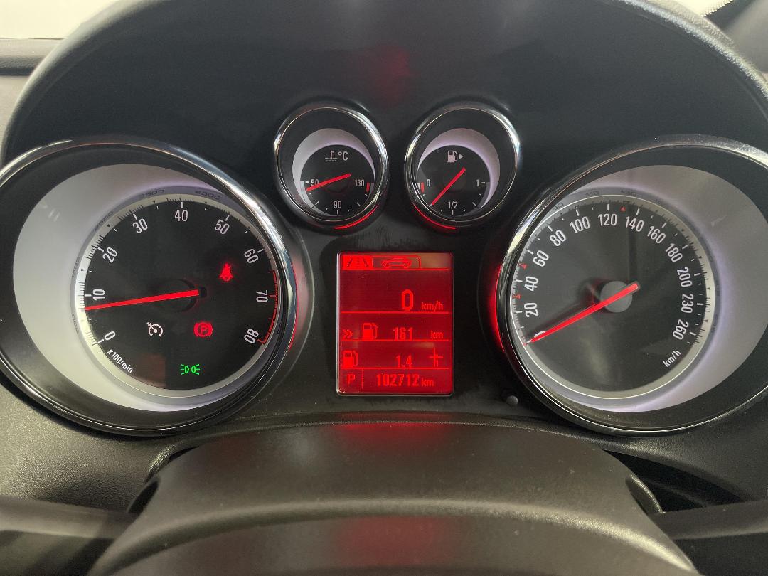 Photo '20' of Holden Astra