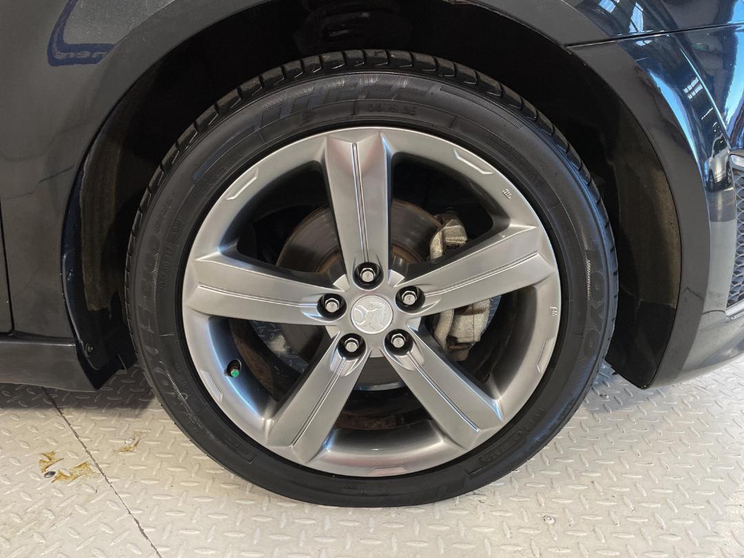 Photo '7' of Holden Barina RS