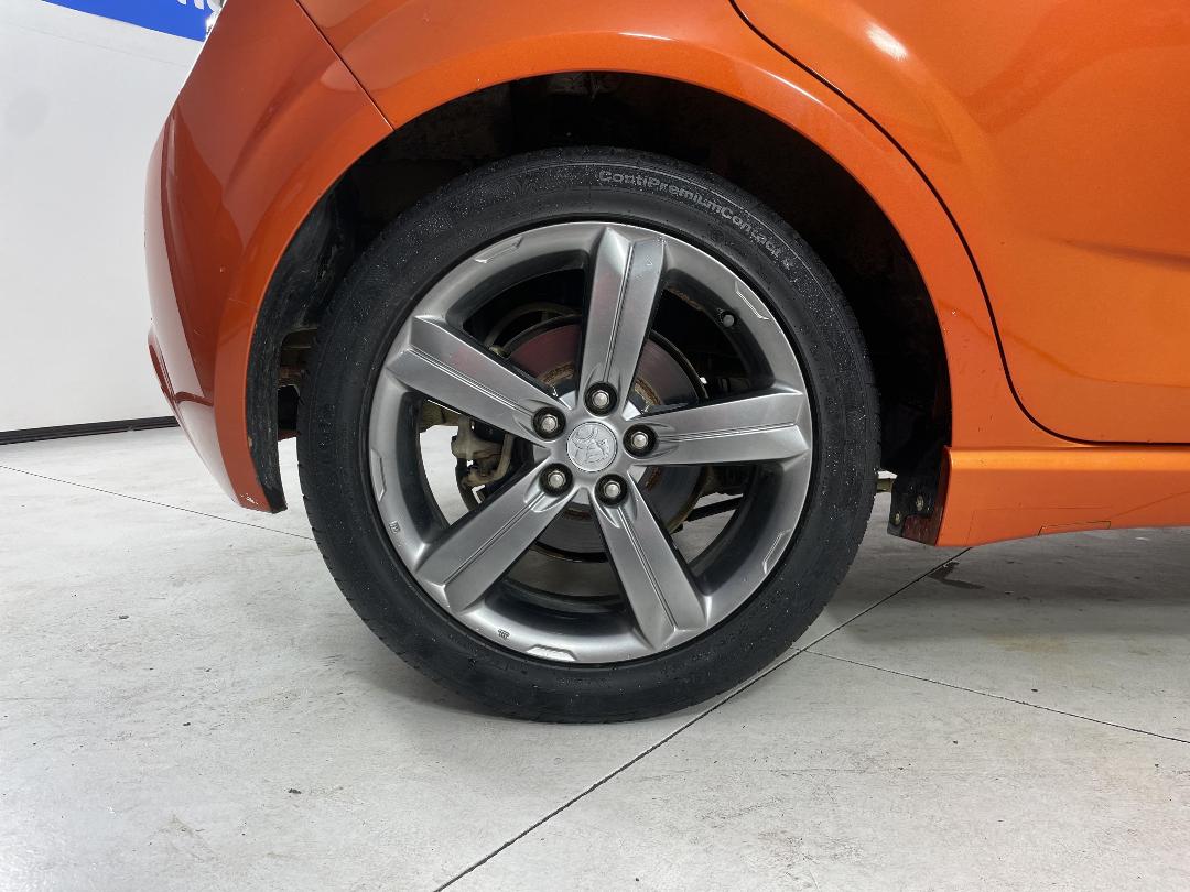 Photo '12' of Holden Barina