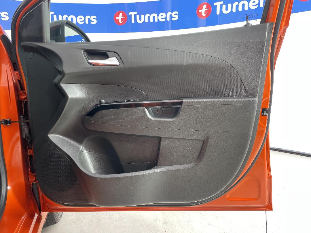 Photo '15' of Holden Barina