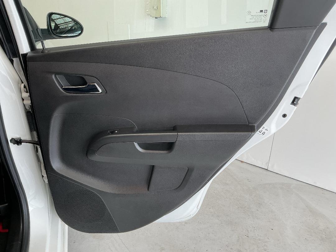 Photo '19' of Holden Barina