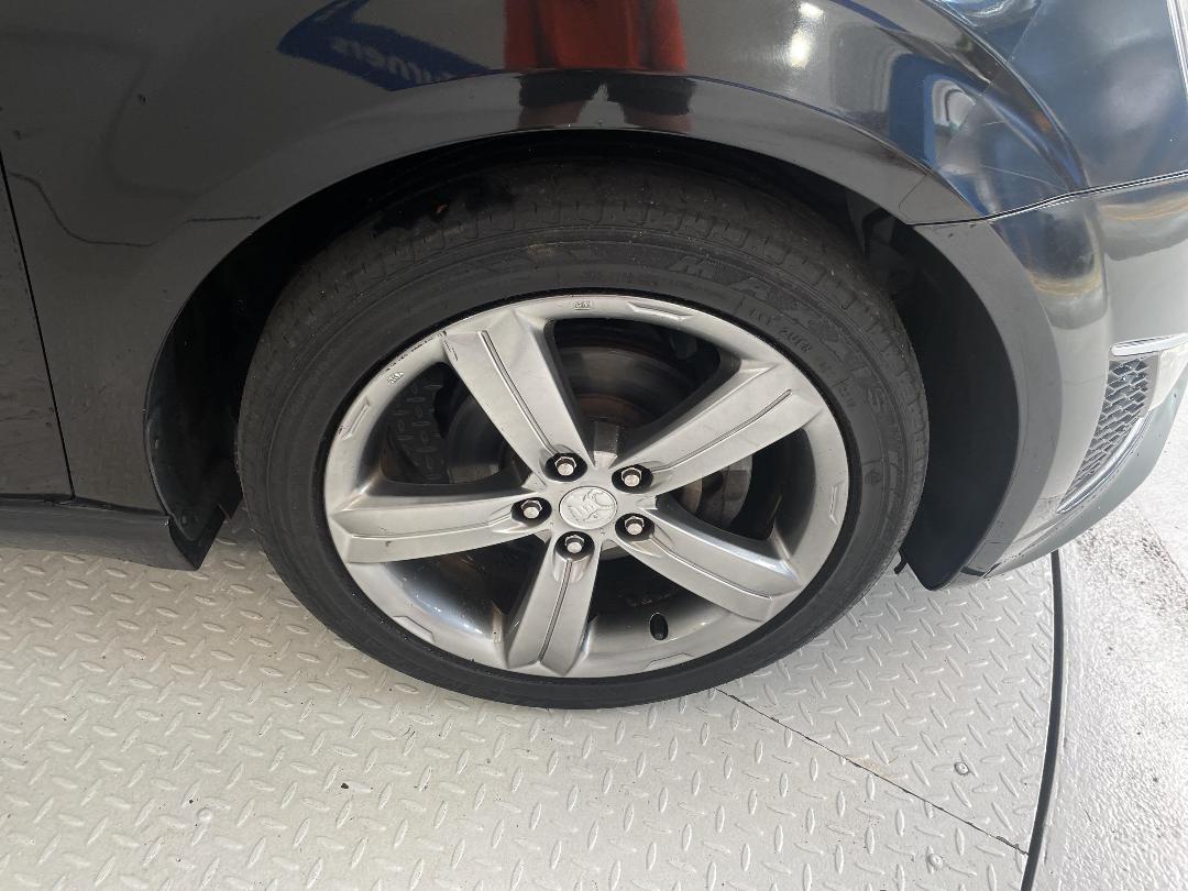 Photo '9' of Holden Barina