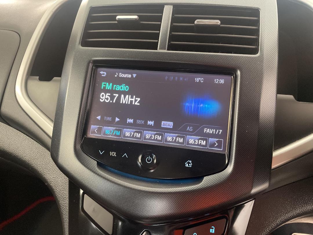 Photo '28' of Holden Barina