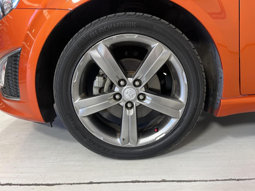 Photo '10' of Holden Barina