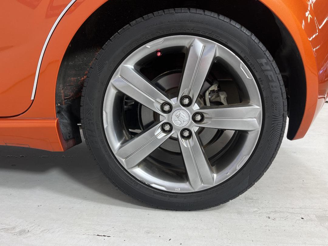 Photo '11' of Holden Barina