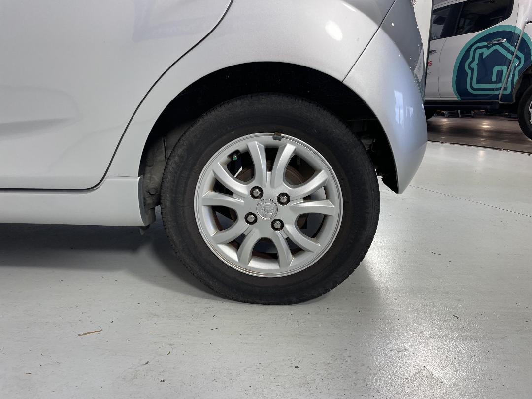 Photo '11' of Holden Barina Spark